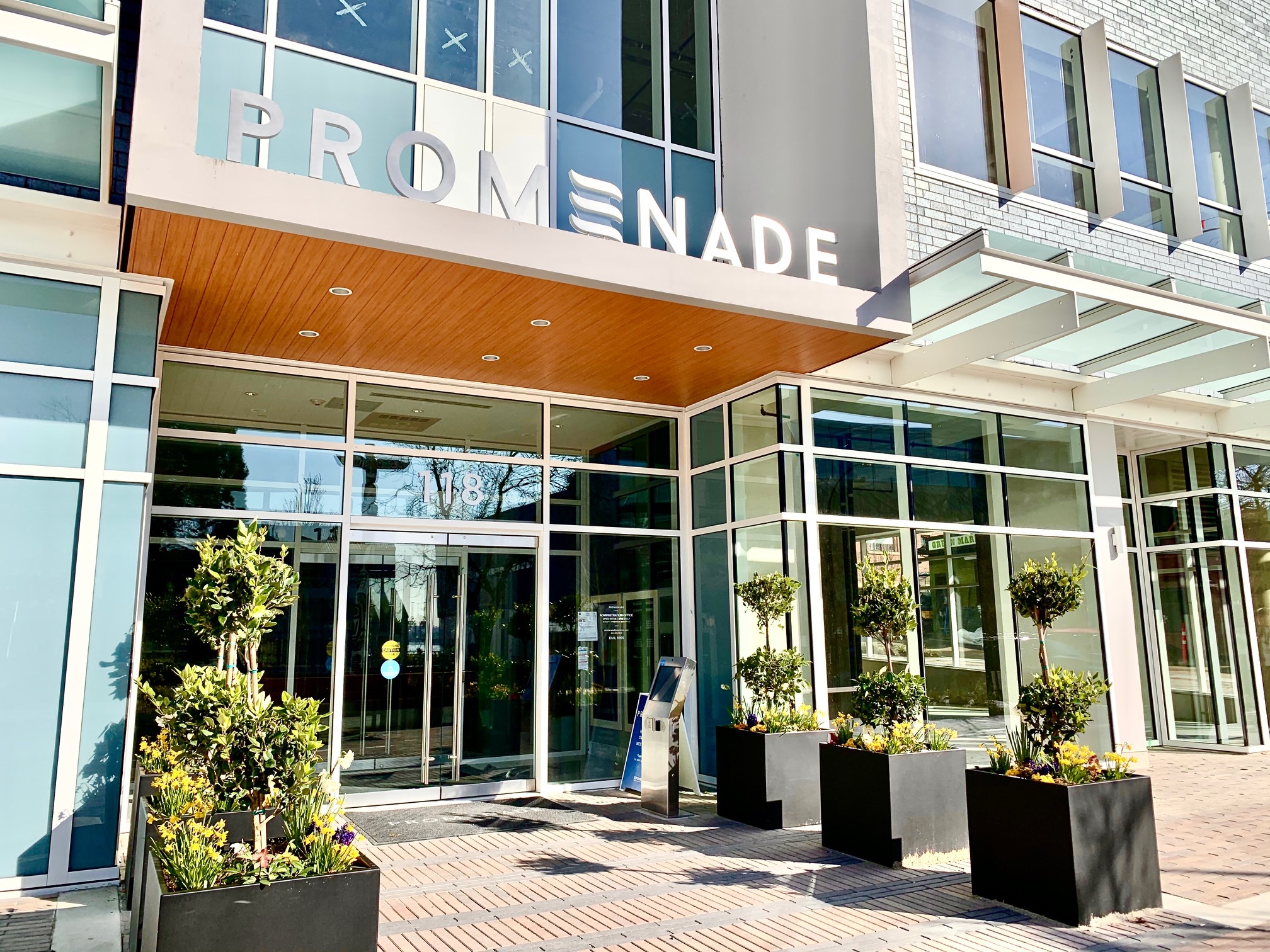 Lower Lonsdale Condos For Sale